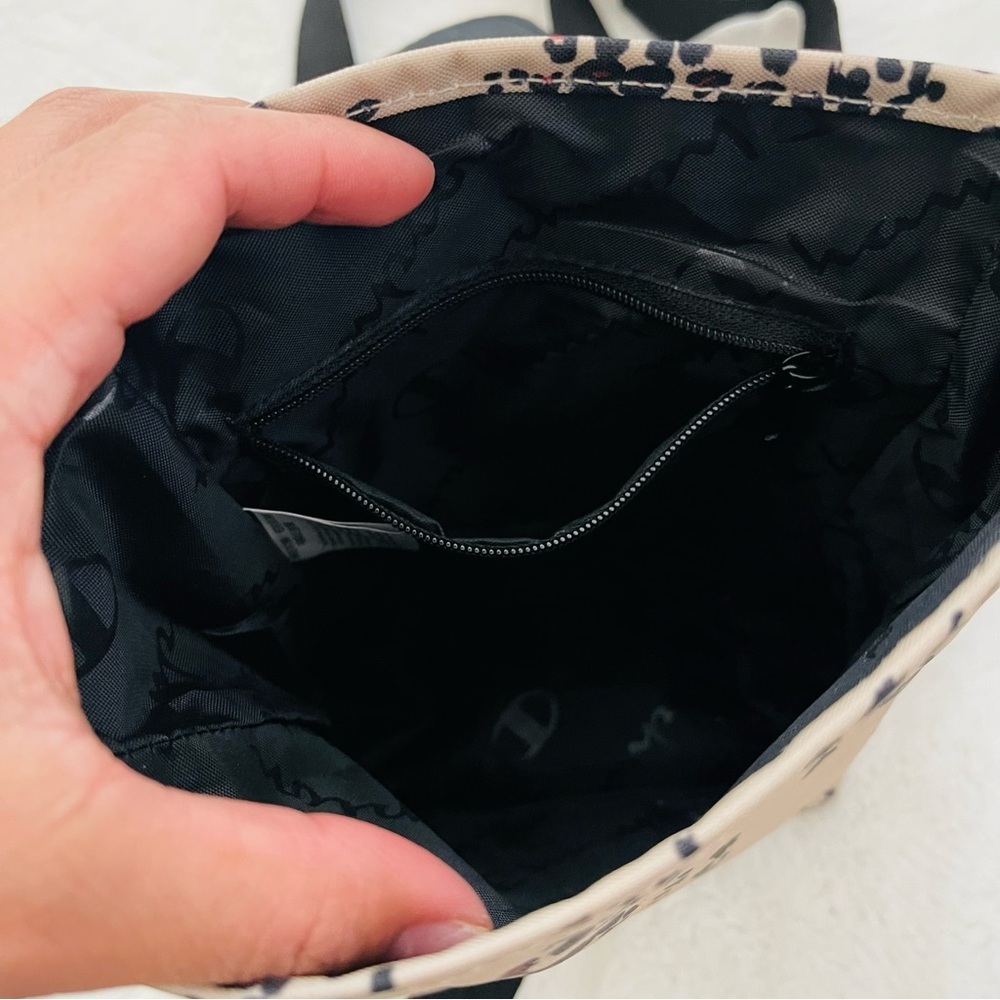 Champion Black and Cream Crossbody Bag - Picture 8 of 9